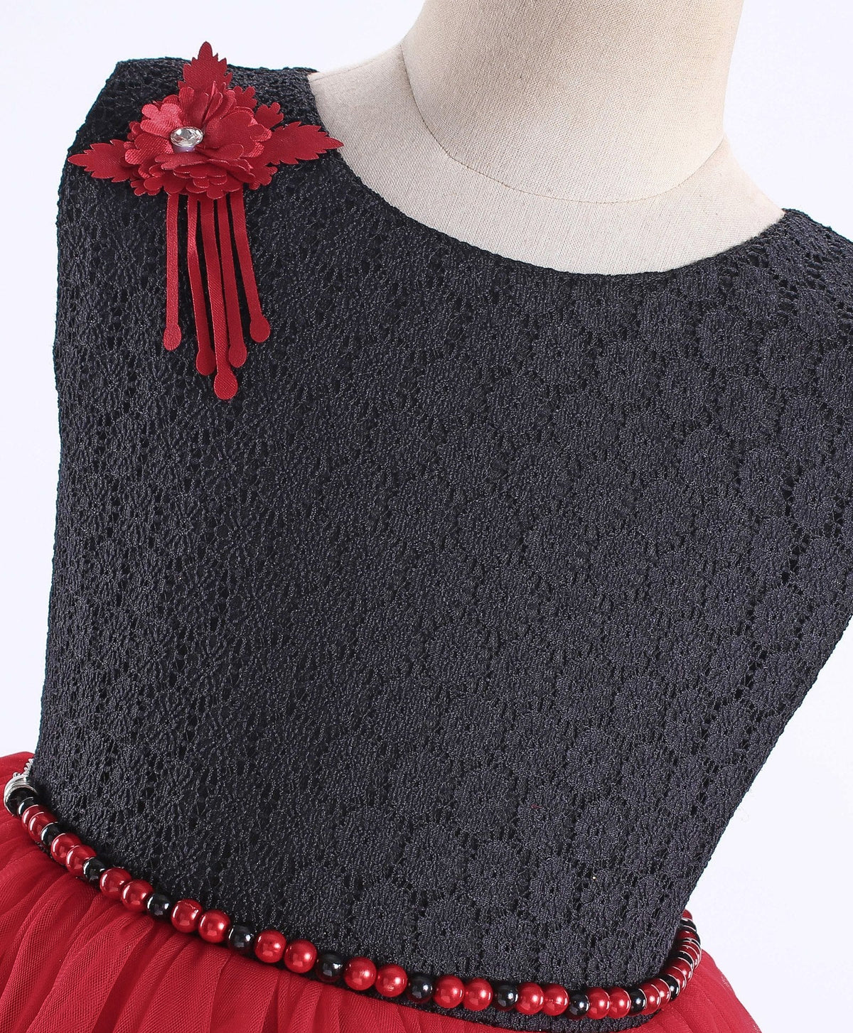 Enfance Sleevelees Flare Dress With Flower Applique-Red