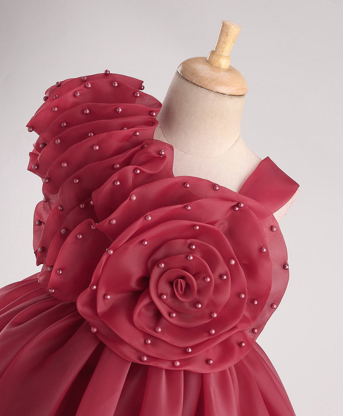 Enfance Sleeveless Flower Applique Solid Dress-Maroon