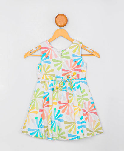 Enfance Sleveelees Multi Color Circular Line Printed Casual Dress -Green