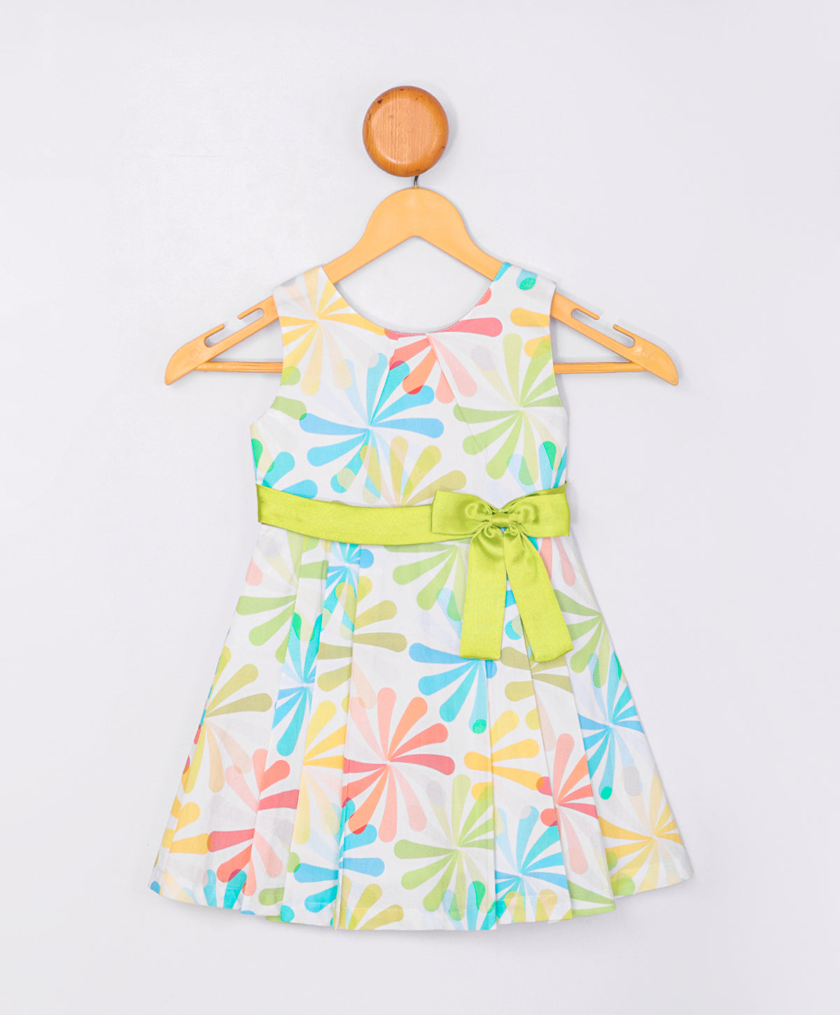 Enfance Sleveelees Multi Color Circular Line Printed Casual Dress -Green