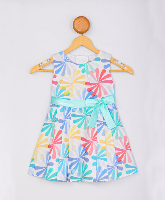 Enfance Sleveelees Multi Color Circular Line Printed Casual Dress -S.Green