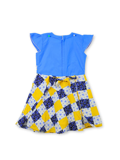 Enfance Short Sleeves Checkered Corsage Applique Dress - Yellow