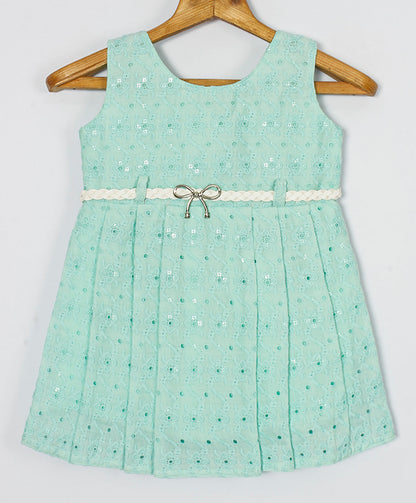 Enfance Sleeveless Sequins Embroidery Casual Dress - S.Green