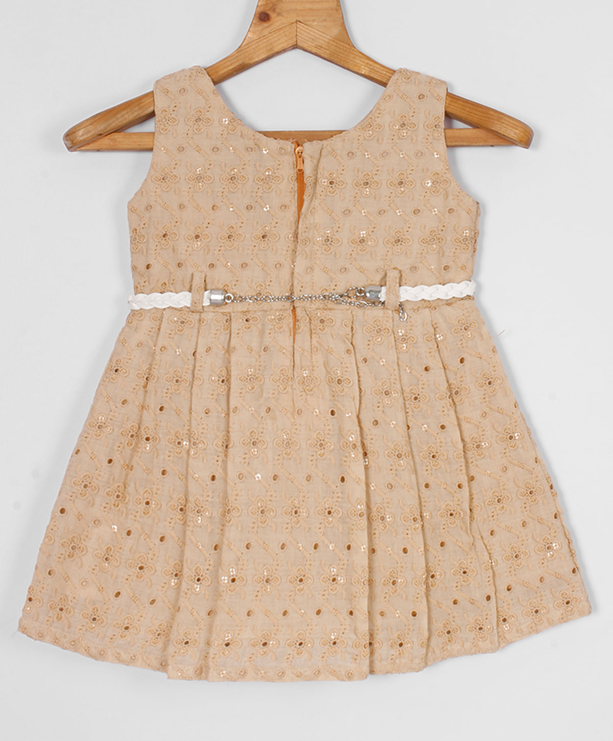 Enfance Sleeveless Sequins Embroidery Casual Dress - Fawn