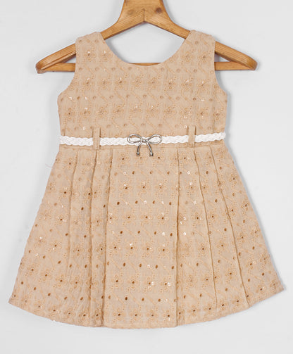 Enfance Sleeveless Sequins Embroidery Casual Dress - Fawn