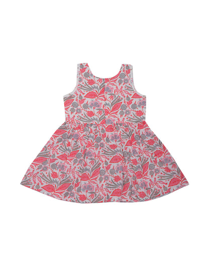 Enfance Three Fourth Sleeves Floral Printed & Gota Lace Embellished Coordinating Kurta & Pant Set - Peach