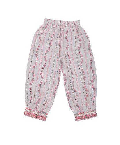 Enfance Three Fourth Sleeves Floral Printed & Gota Lace Embellished Coordinating Kurta & Pant Set - Peach