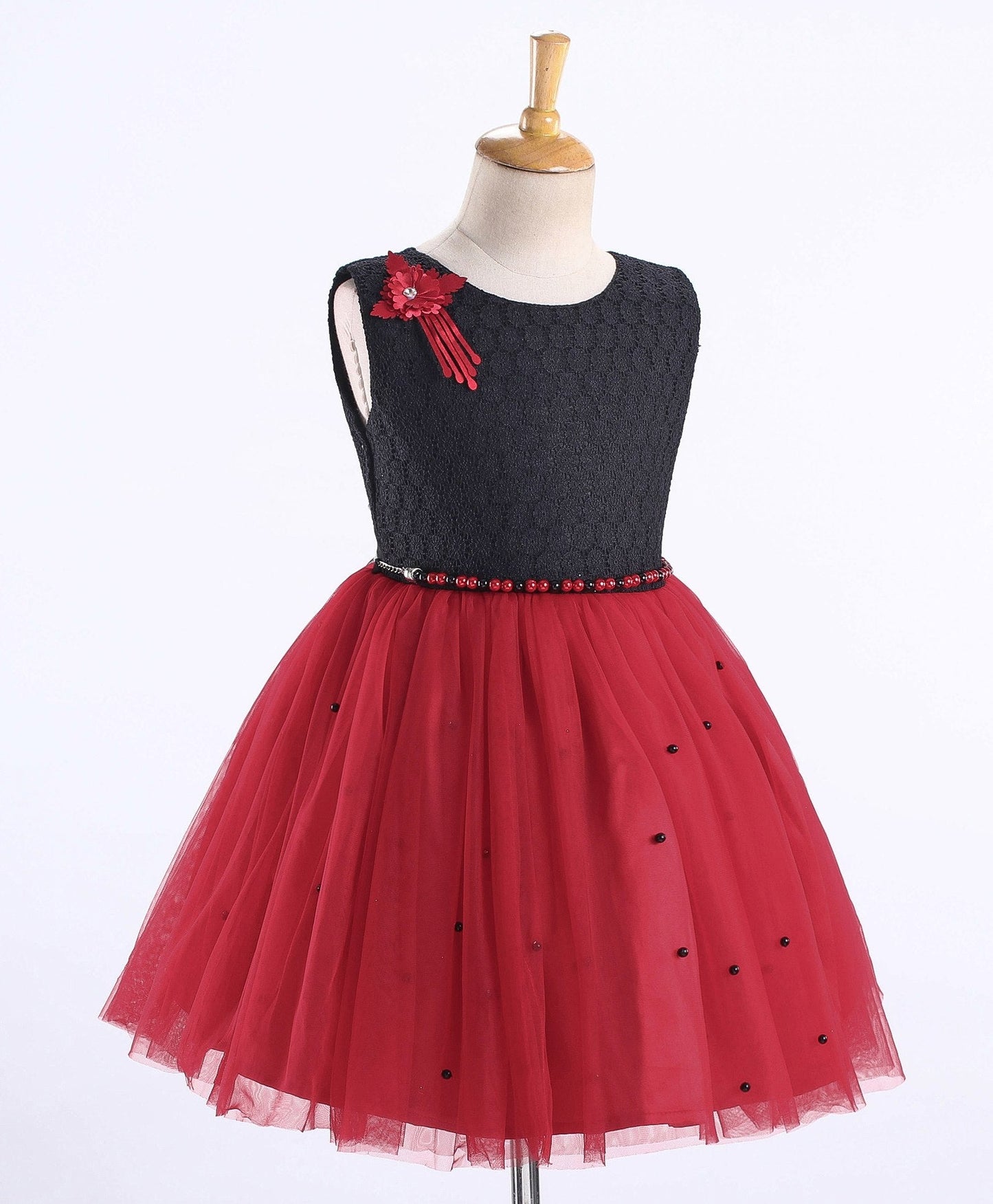 Enfance  Sleevelees Flare Dress With Flower Applique-Red
