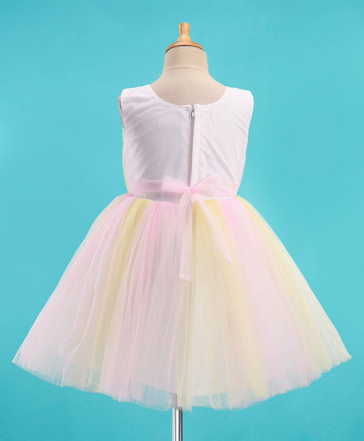 Enfance Sleeveless Flare Dress With Flower Applique-Pink