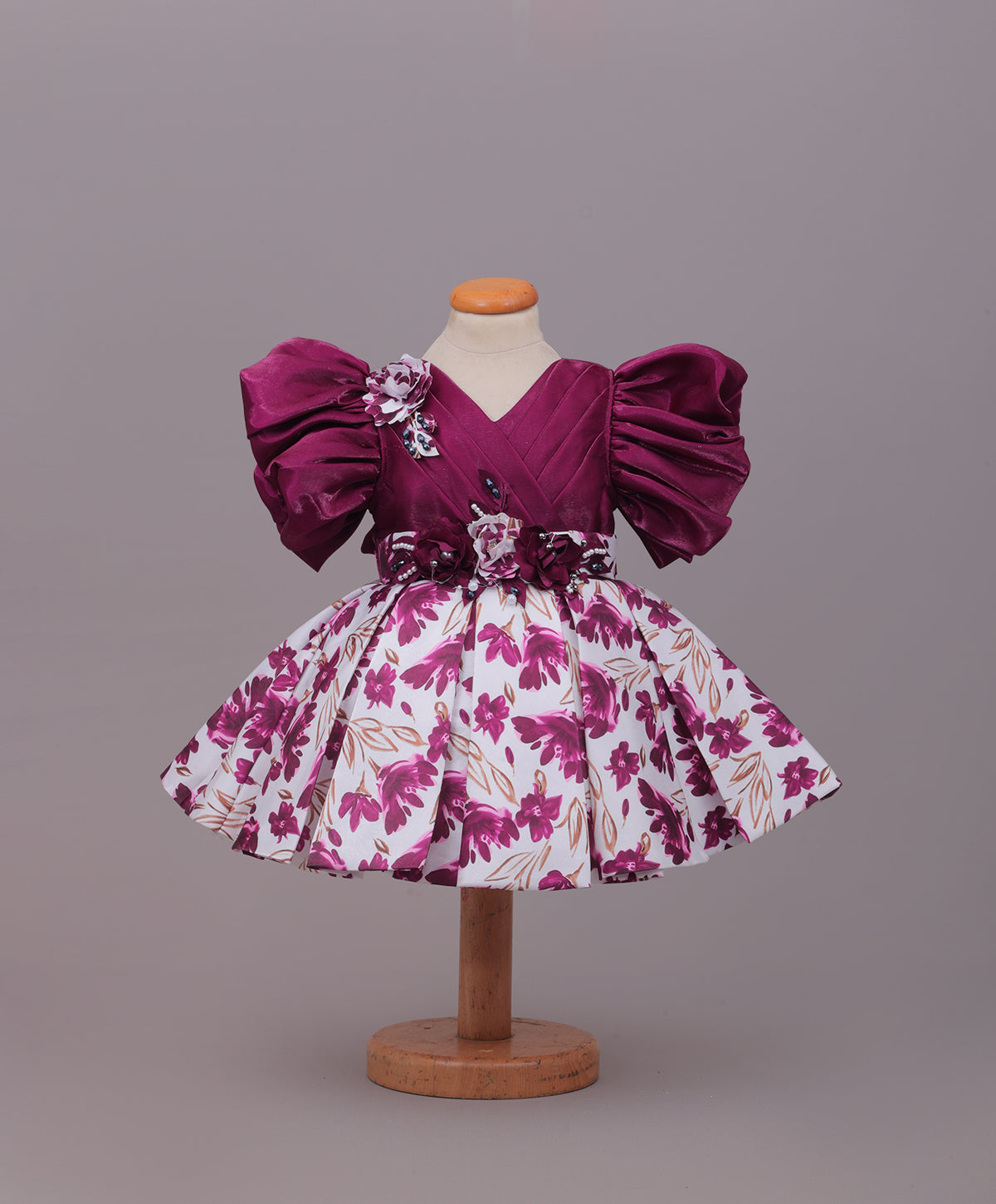 Enfance Balloon Sleeves Shimmered Synthetic Flared Dress - Wine