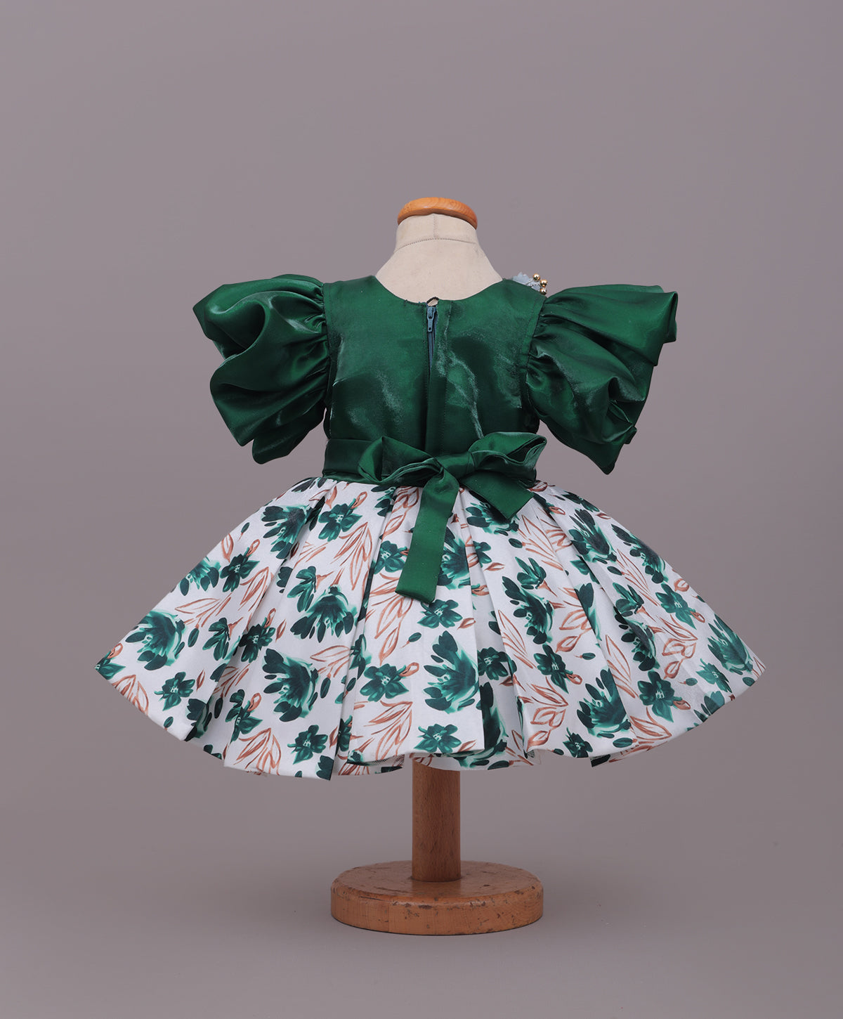 Enfance Balloon Sleeves Shimmered Synthetic Flared Dress - B.Green