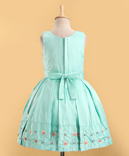 Enfance Sleeveless Flare Dress With Flower Applique-Pista