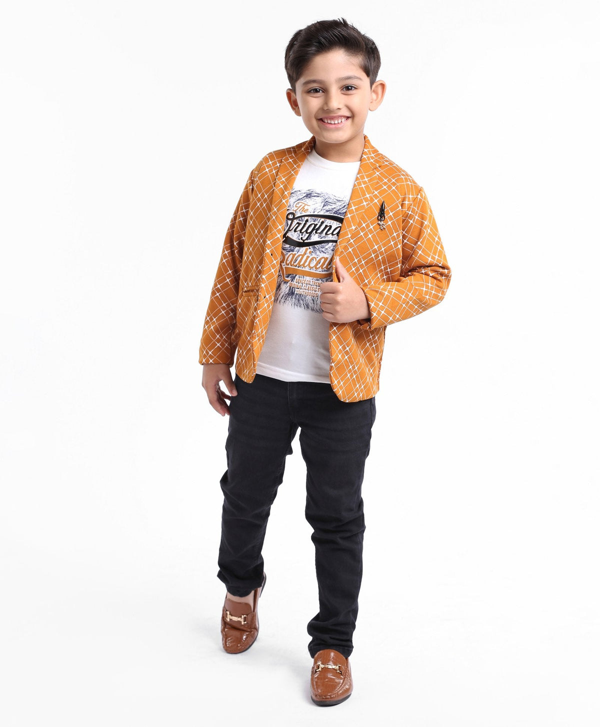 Dapper Dudes Full Sleeves Geometric Print Blazer With Tee - Mustard